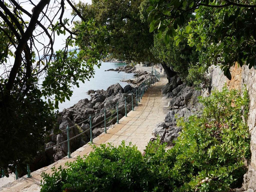 Villetta Diana Opatija Exterior foto